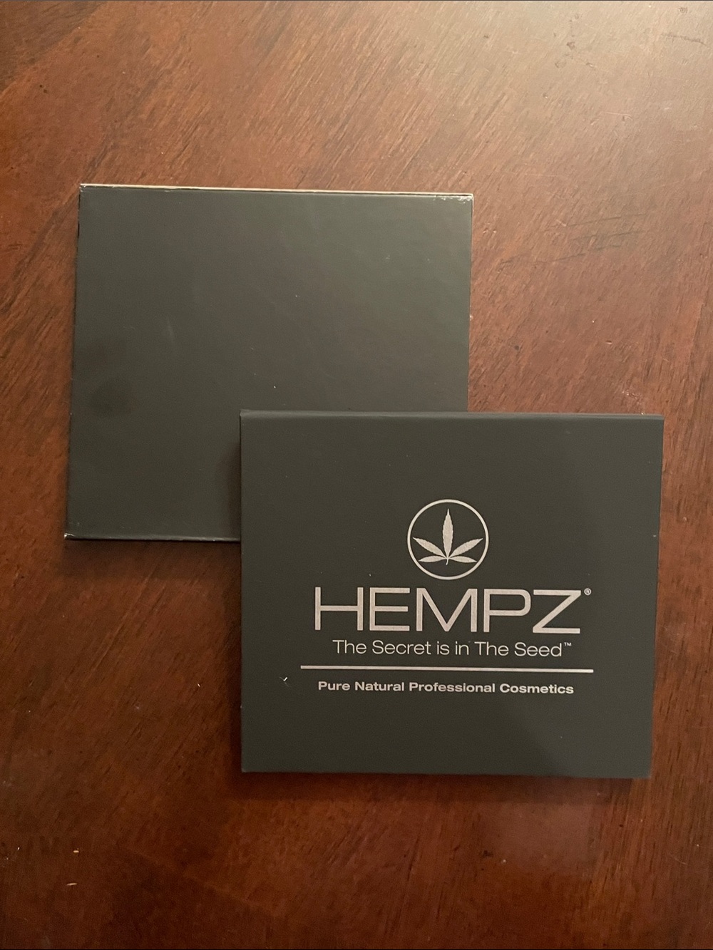 Hempz Black Compact with Silver Logo